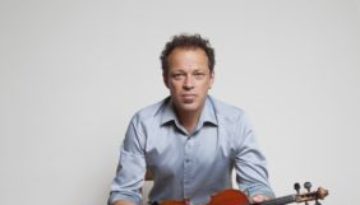 gregor huebner with his violin
